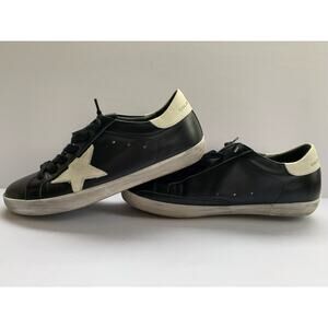 Super Star Low Top Sneaker-Size 8.5/9.0
